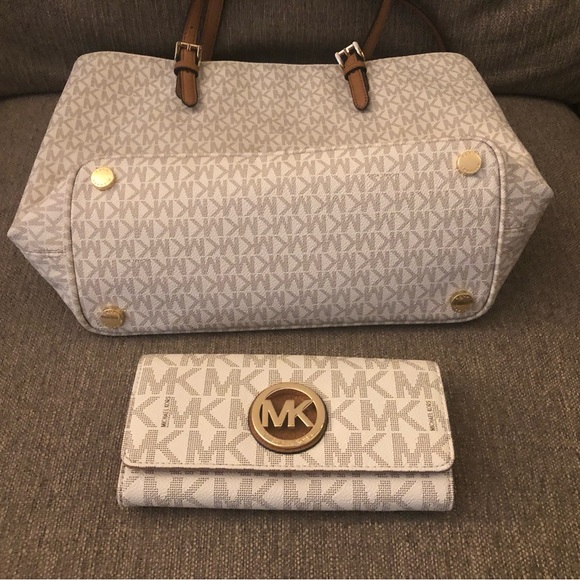 👜 Michael Kors NS Jet Set with matching Fulton Wallet - Picture 3 of 14